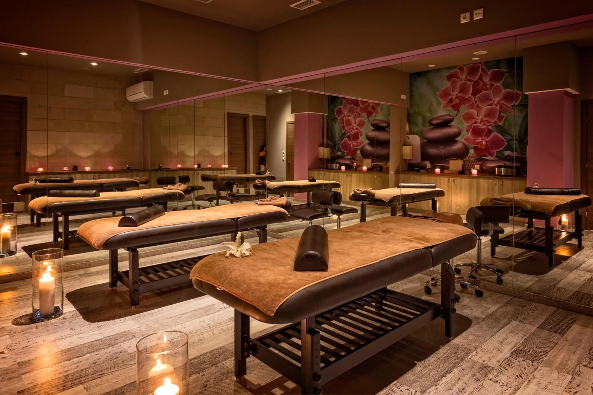 Lagomandra Hotel And Spa Bagian luar foto